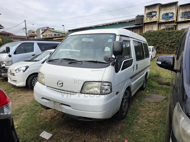 Mazda Bongo 2009 White - thumbnail 2