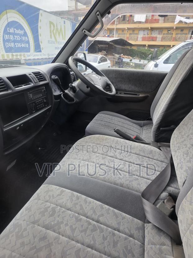 Mazda Bongo 2009 White - thumbnail 5