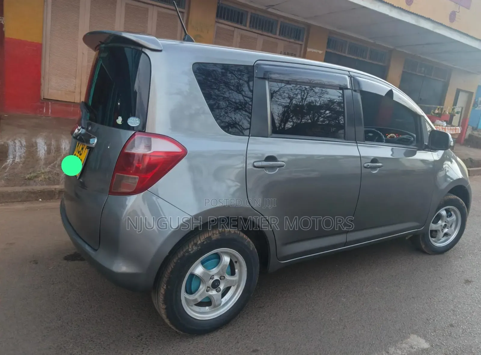Toyota Ractis 2008 Gray