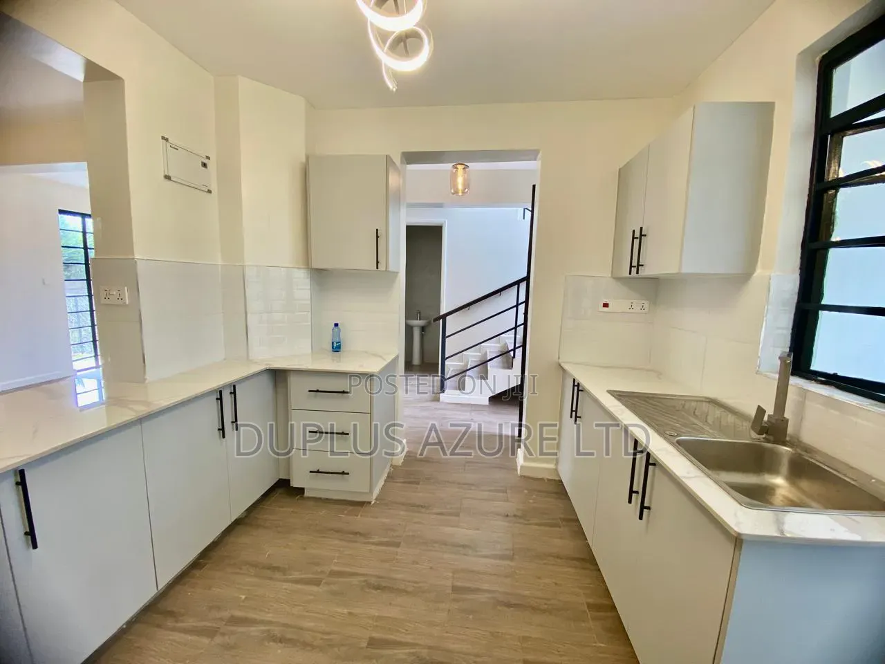 4bdrm Townhouse/Terrace in Kitengela for sale