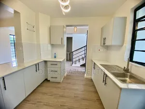 4bdrm Townhouse/Terrace in Kitengela for sale