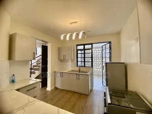 4bdrm Townhouse/Terrace in Kitengela for sale