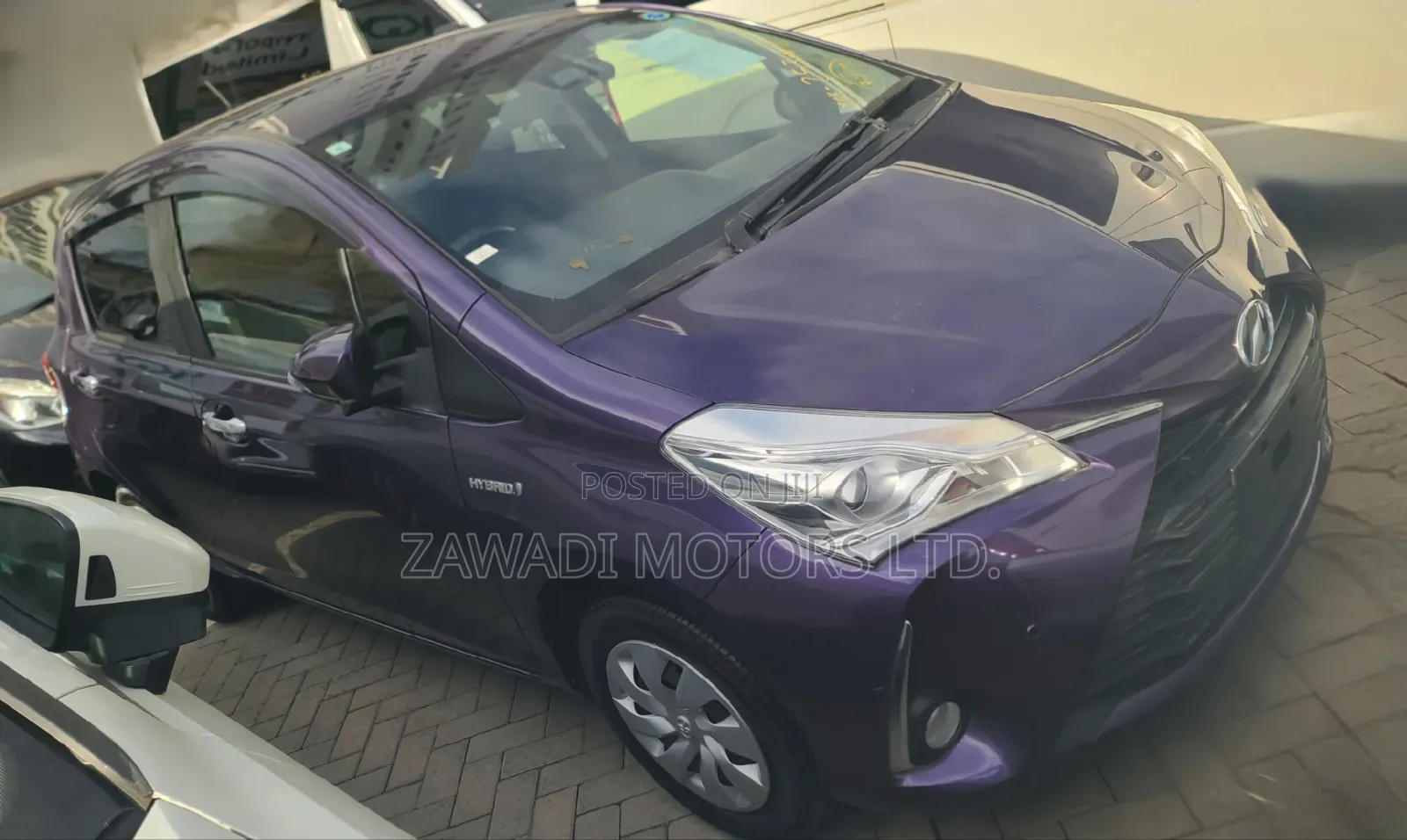 Toyota Vitz 1.5 FWD Hybrid 5dr 2019 Purple