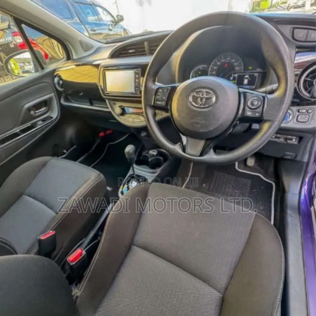 Toyota Vitz 1.5 FWD Hybrid 5dr 2019 Purple