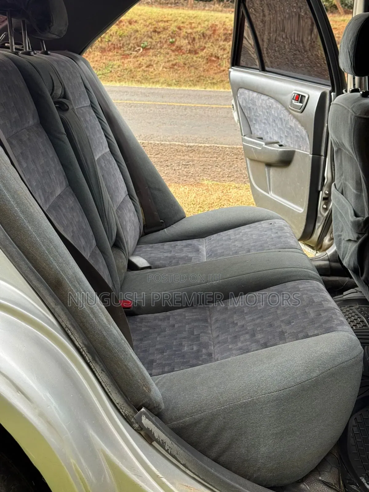 Toyota Carina 2001 Silver