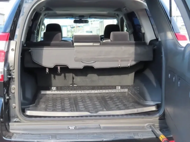 Toyota Land Cruiser Prado 2018 Black