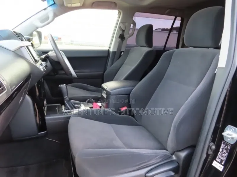 Toyota Land Cruiser Prado 2018 Black