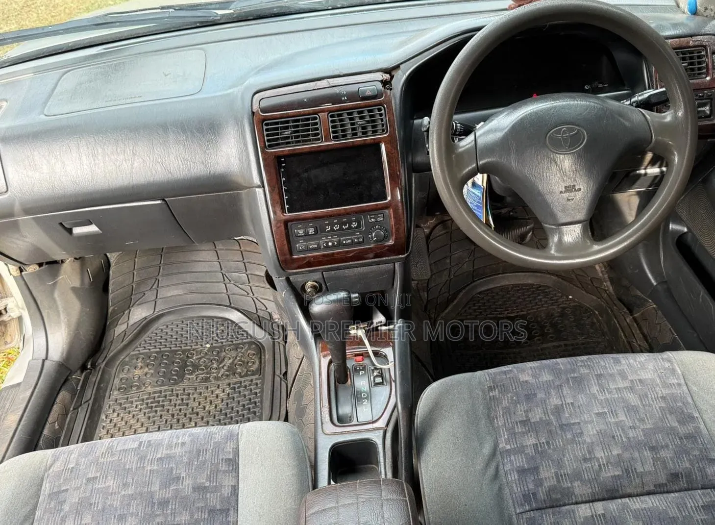 Toyota Carina 2001 Silver