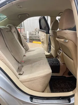 Toyota Crown 2008 Silver