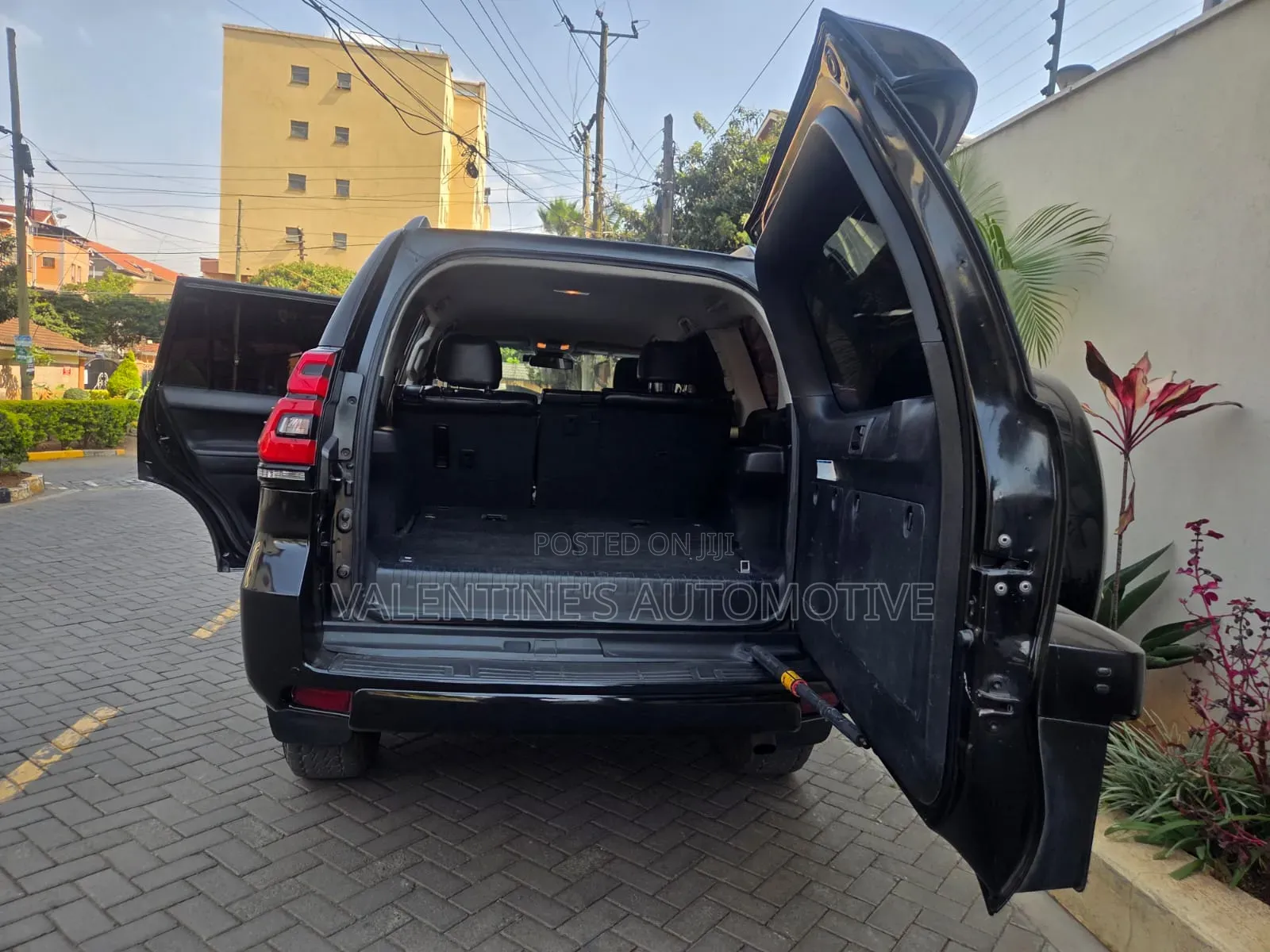 Toyota Land Cruiser Prado 2018 Black
