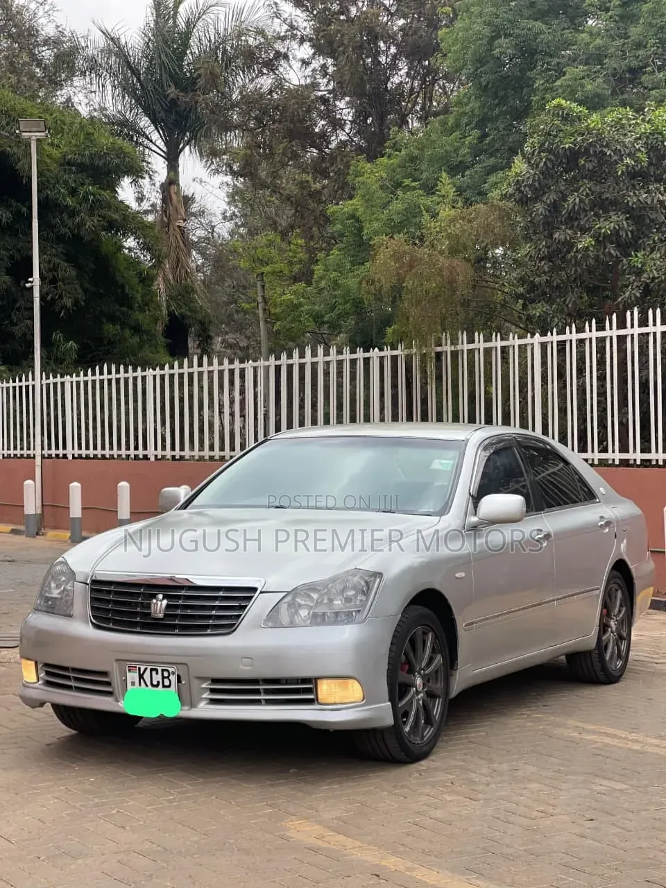 Toyota Crown 2008 Silver
