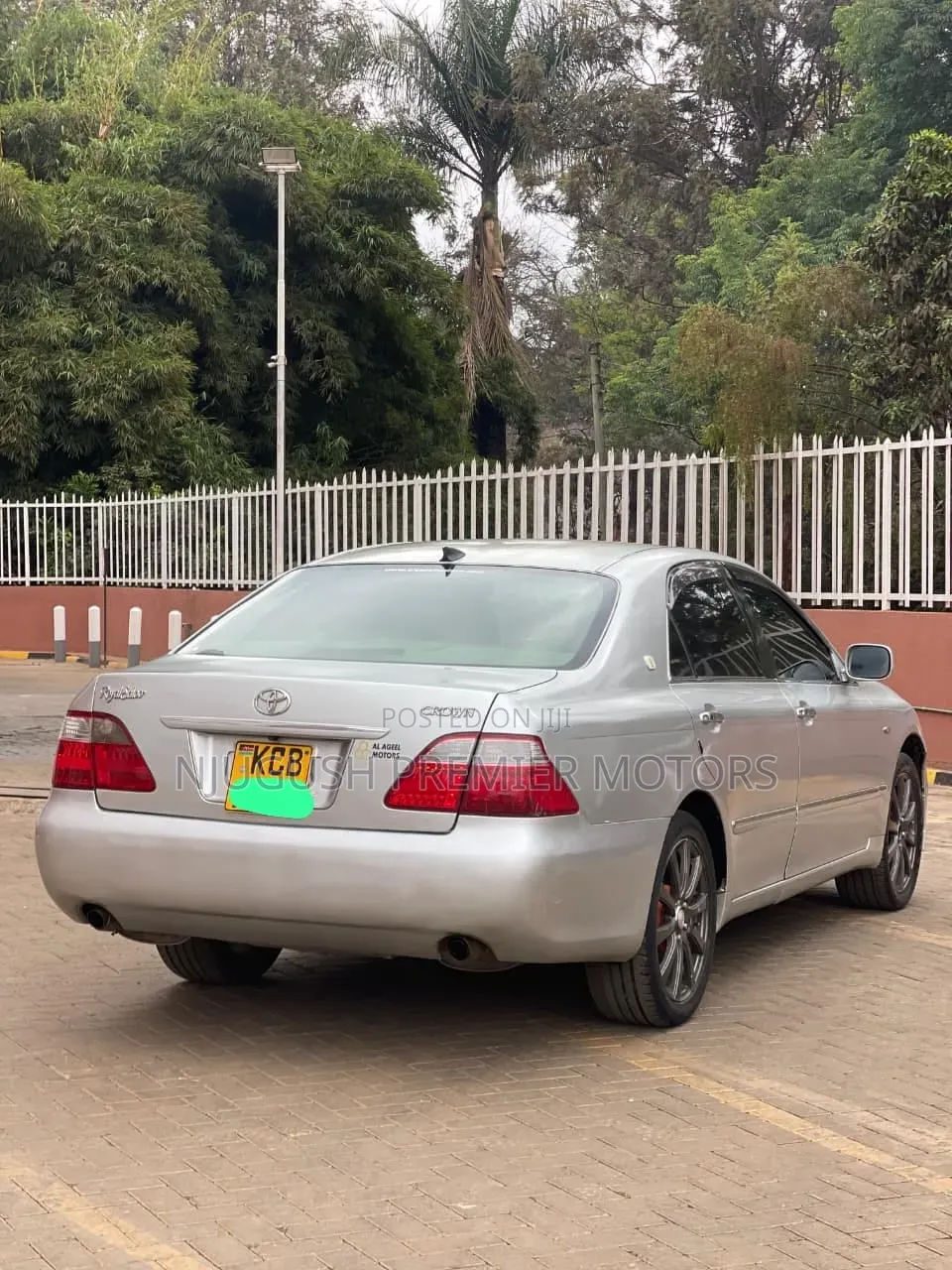 Toyota Crown 2008 Silver