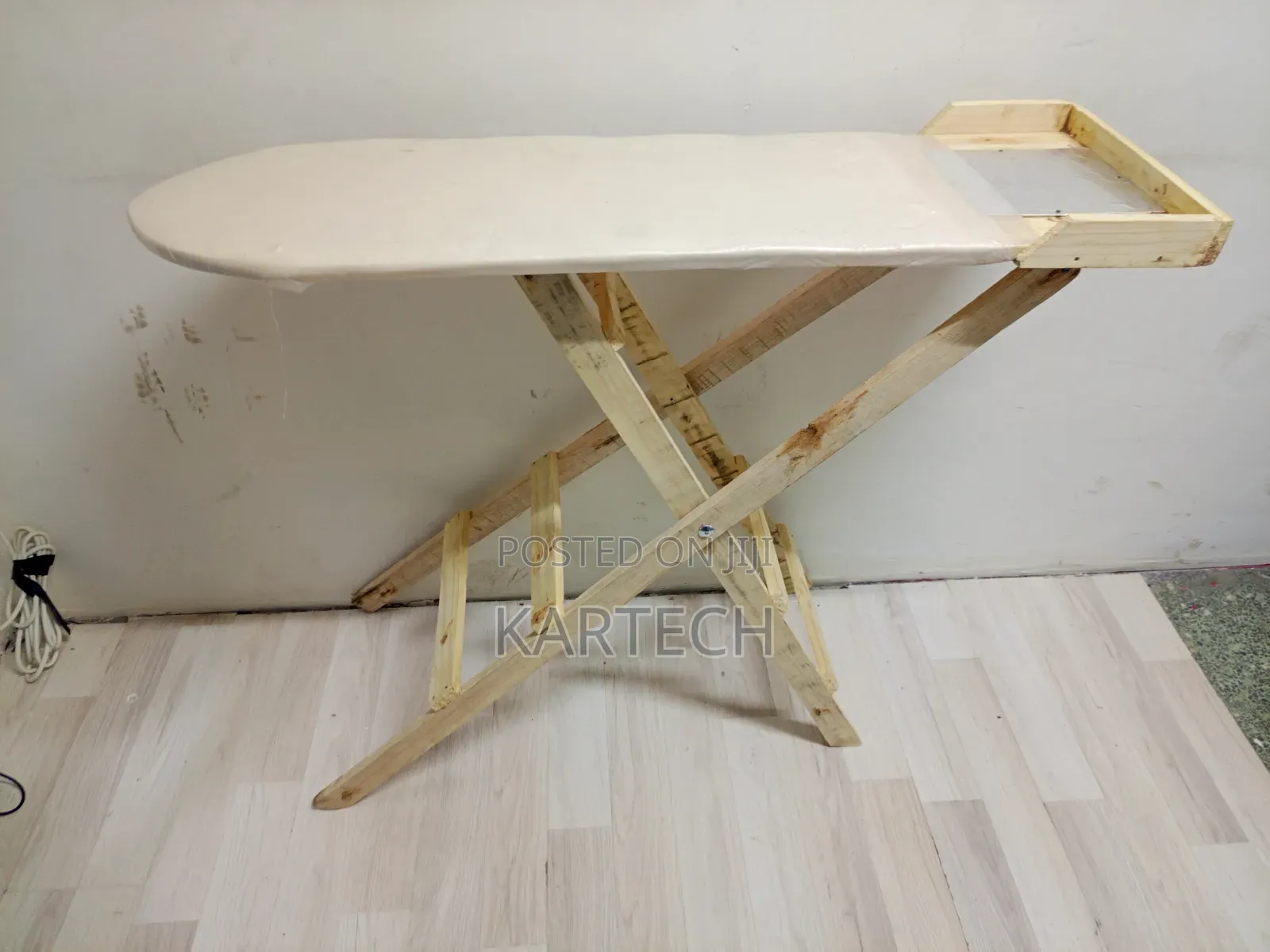 Foldable Laundry Ironing Table With Wooden Frame