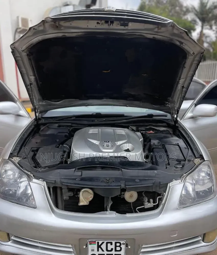 Toyota Crown 2008 Silver