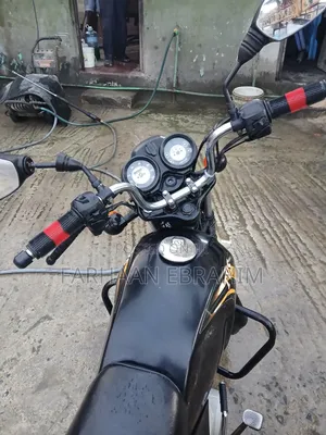 TVS HLX Plus ES 2019 Black