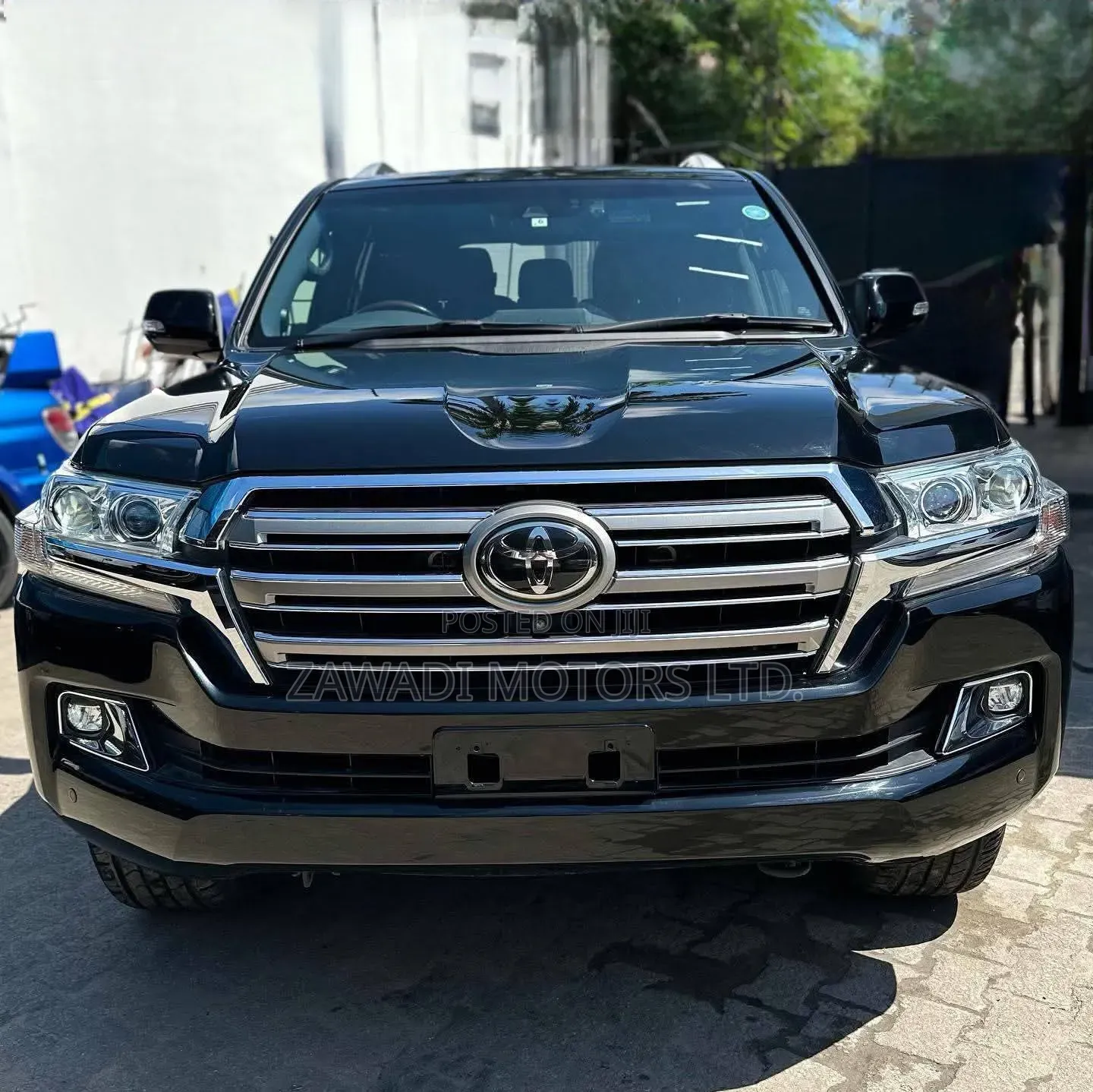 Toyota Land Cruiser 4.6 V8 ZX 2019 Black