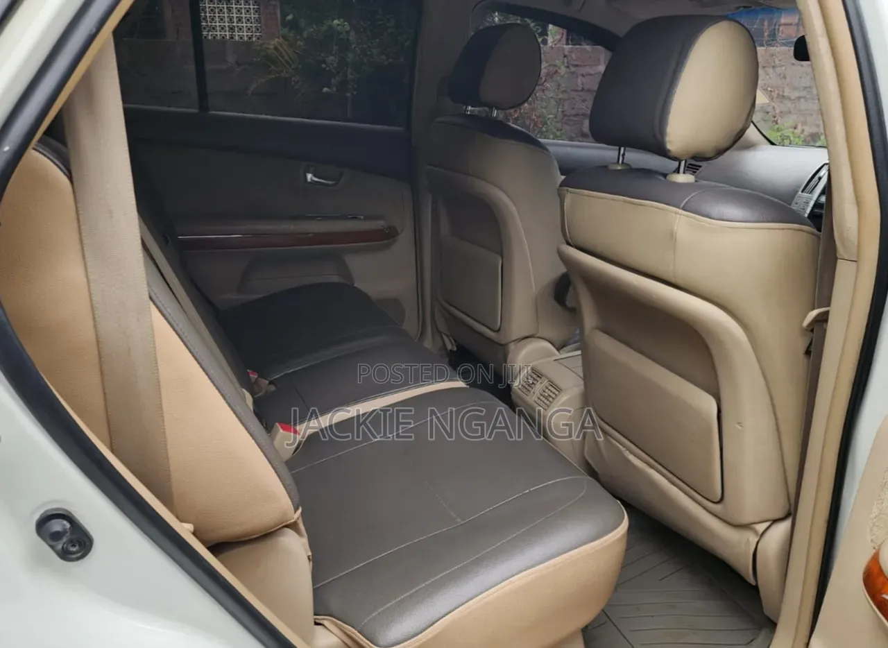 Toyota Harrier 2005 White