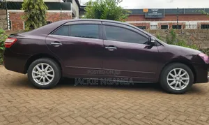 Toyota Premio 2011 Maroon