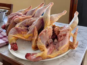 Pure Kienyeji Chicken – Nairobi (Fresh / Frozen)
