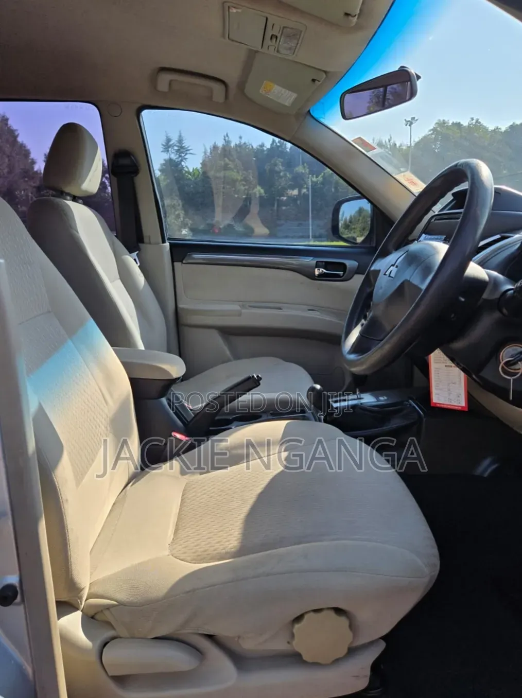 Mitsubishi Pajero 2013 Silver