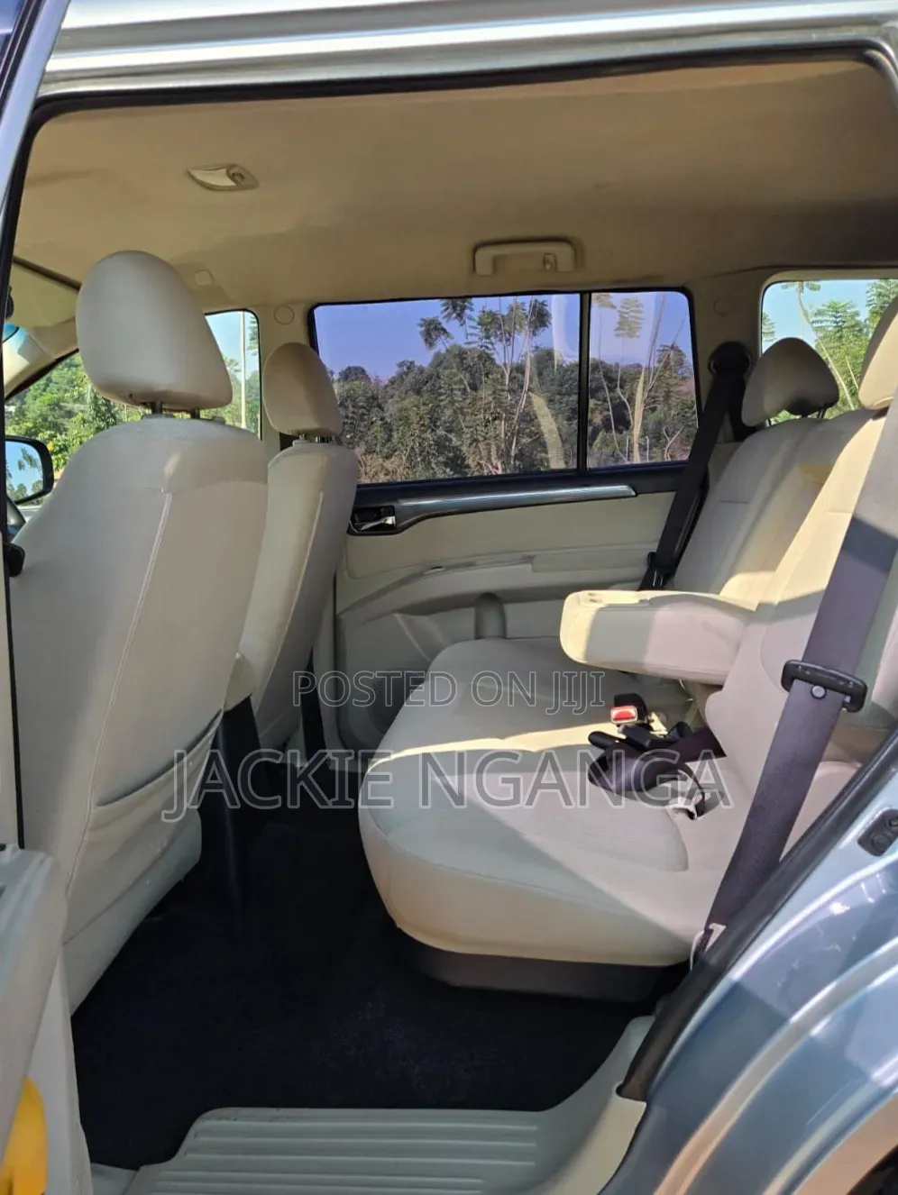 Mitsubishi Pajero 2013 Silver