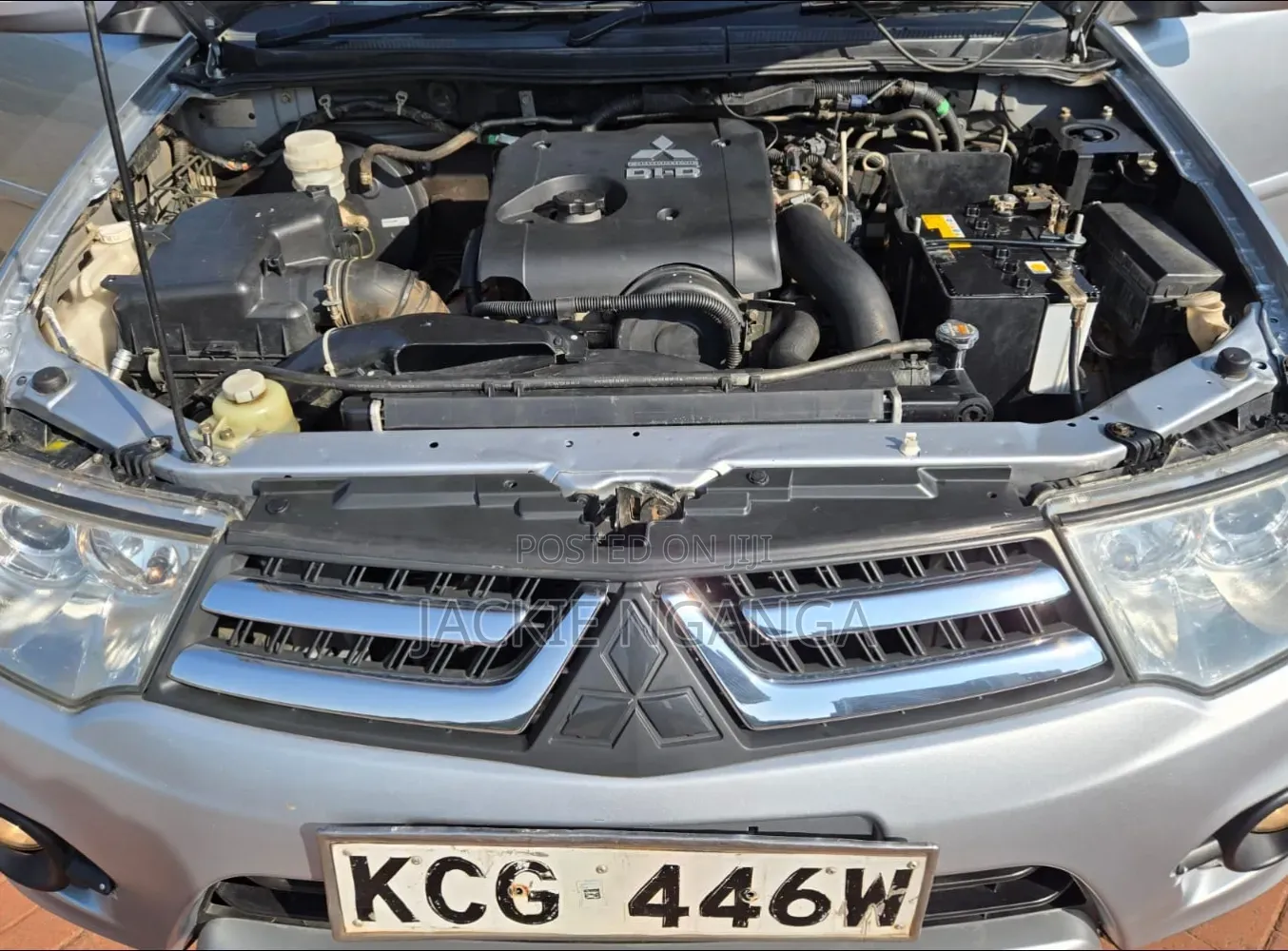Mitsubishi Pajero 2013 Silver
