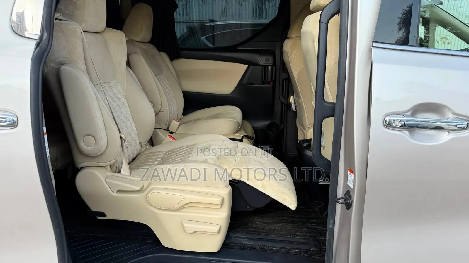 Toyota Vellfire 2019 Gray