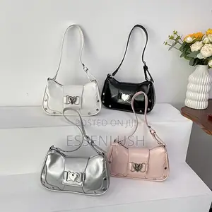 Trendy Y2K Heart Buckle Shoulder Bag - Studded Handbag