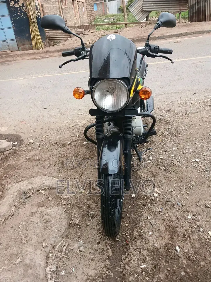 Bajaj Boxer 150 UG 2022 Blue