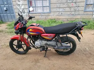 Bajaj Boxer 150 UG 2020 Red