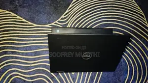 Laptop Dell Latitude 3390 2-in-1 8GB Intel Core i5 SSD 256GB