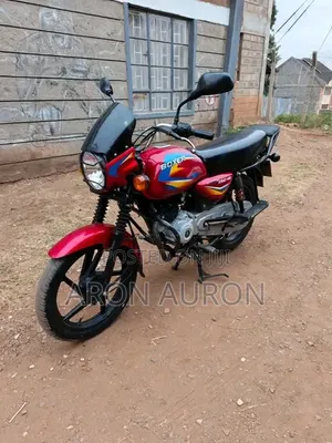 Bajaj Boxer 150 UG 2025 Red