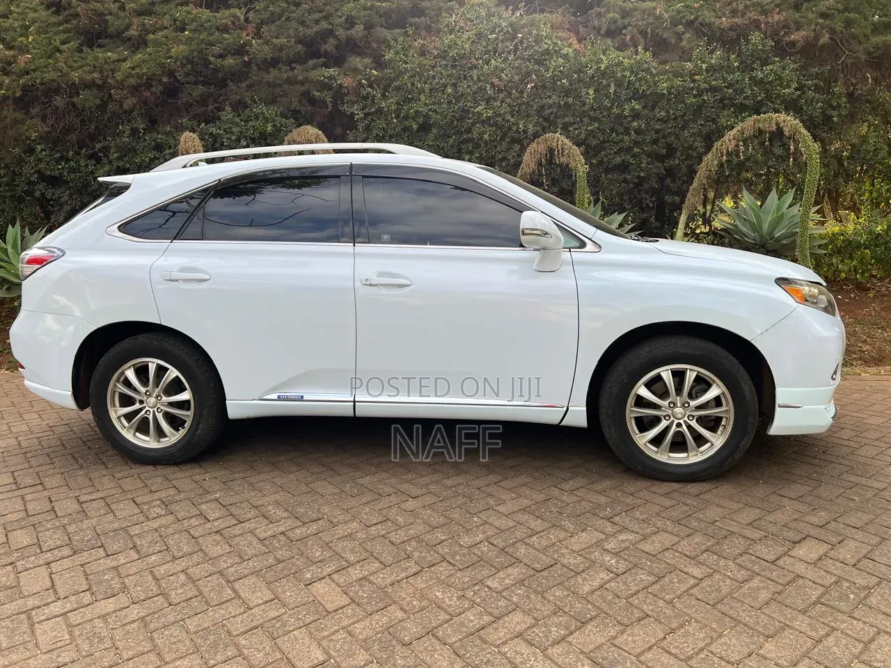 Lexus RX 450H FWD 2012 White