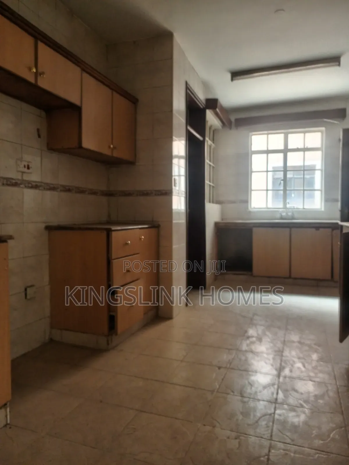 3bdrm Apartment in South C for rent