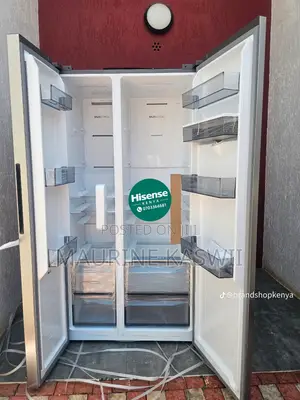 Hisense 541liters Inverted With Water Dispenser Fridge-Ref558dr