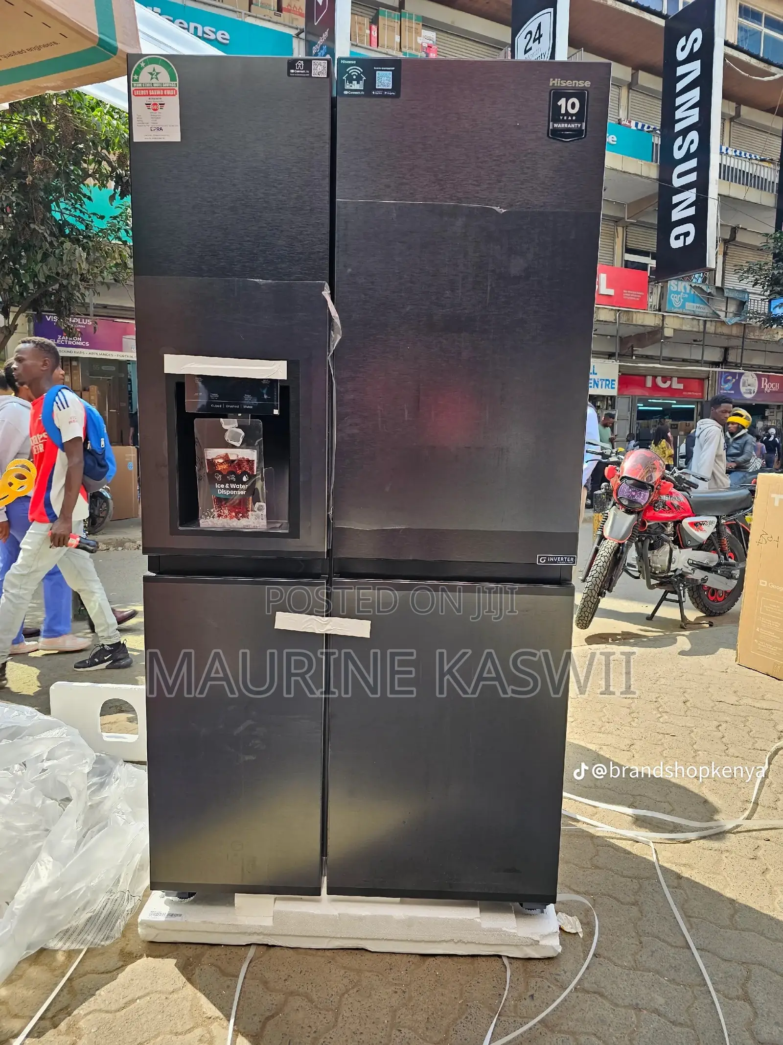 Hisense Fridge 579L 4 Door Water Dispenser With Smart Series REF560DR