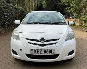 Toyota Belta 2007 White