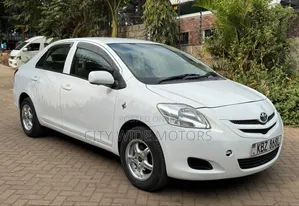 Toyota Belta 2007 White