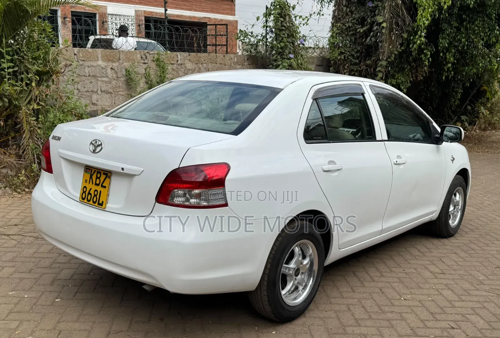 Toyota Belta 2007 White