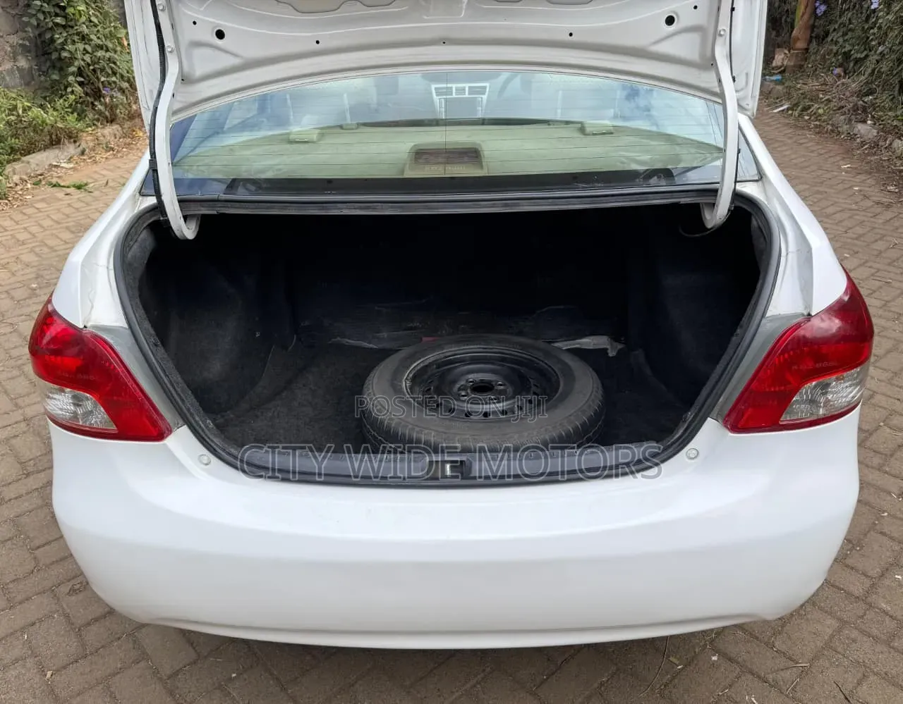Toyota Belta 2007 White