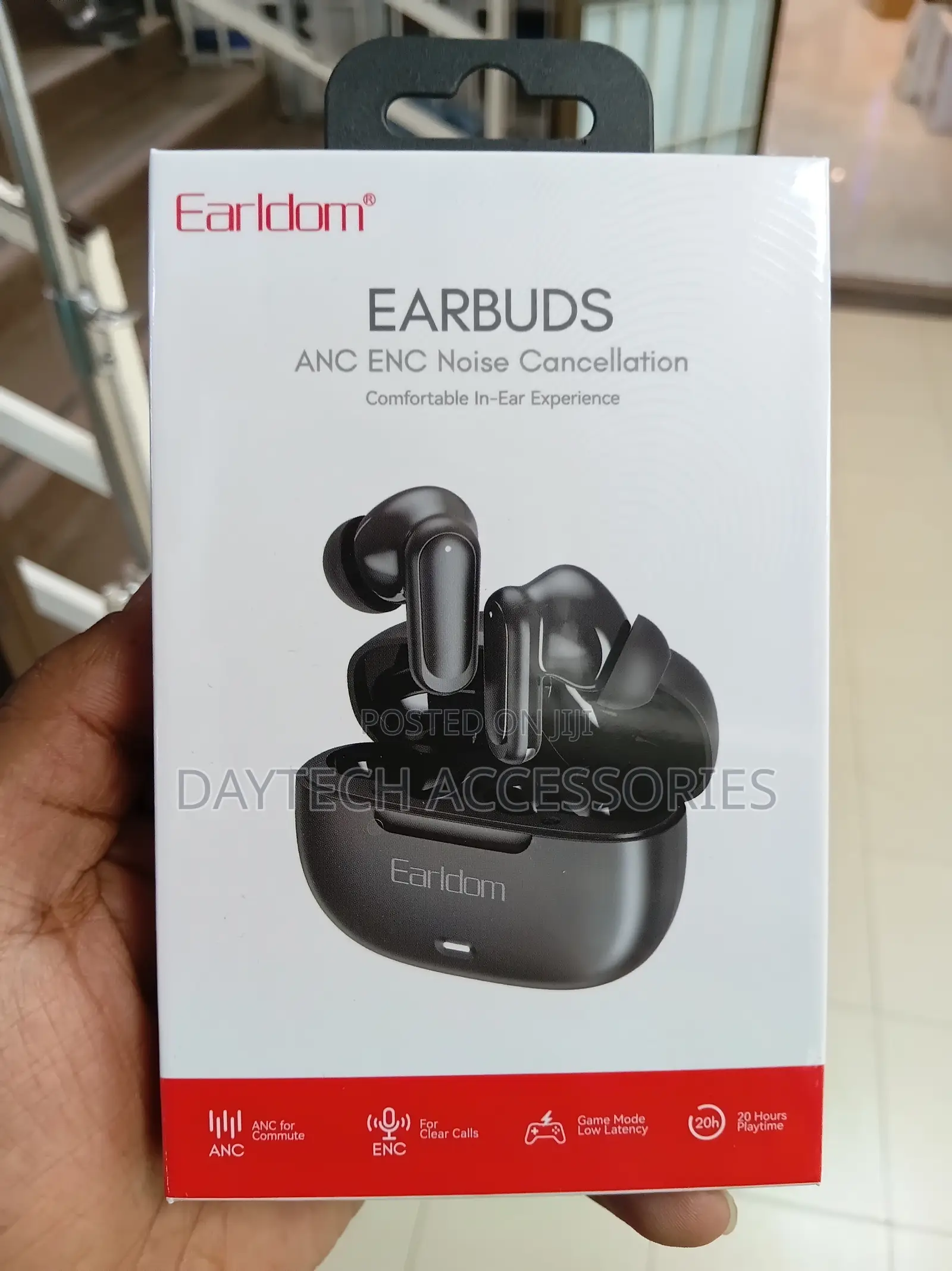 The Earldom TWS38 Wireless Earbuds in Black.