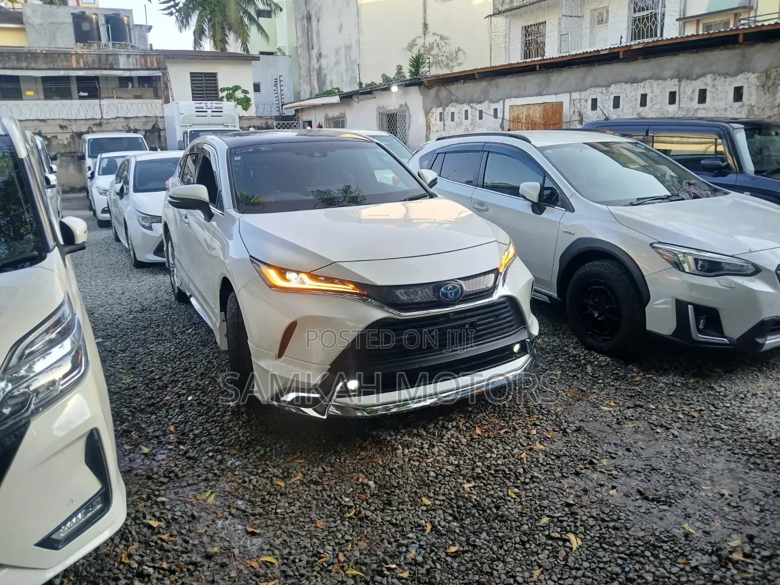 Toyota Harrier 2022 White