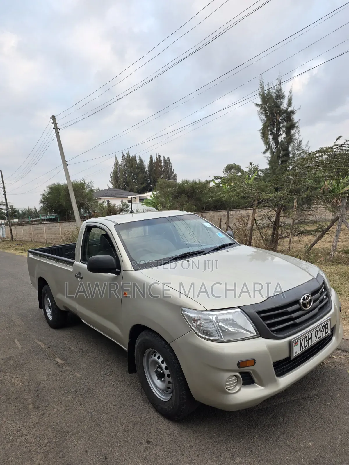 Toyota Hilux 2015 Gold