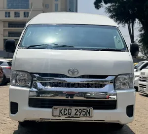 Toyota HiAce 2013 White
