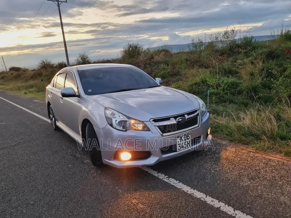 Subaru Legacy 2014 Silver