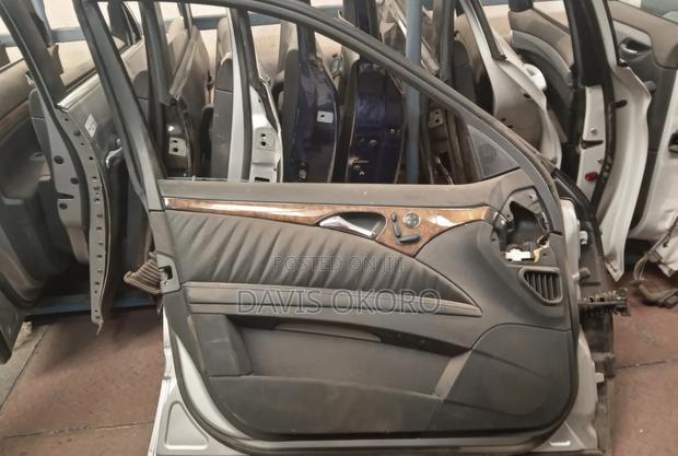 Mercedes W211 Door - main view