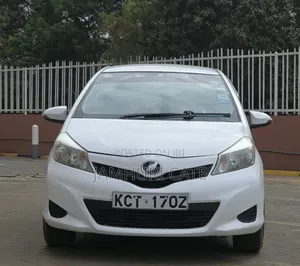 Toyota Vitz 2012 White