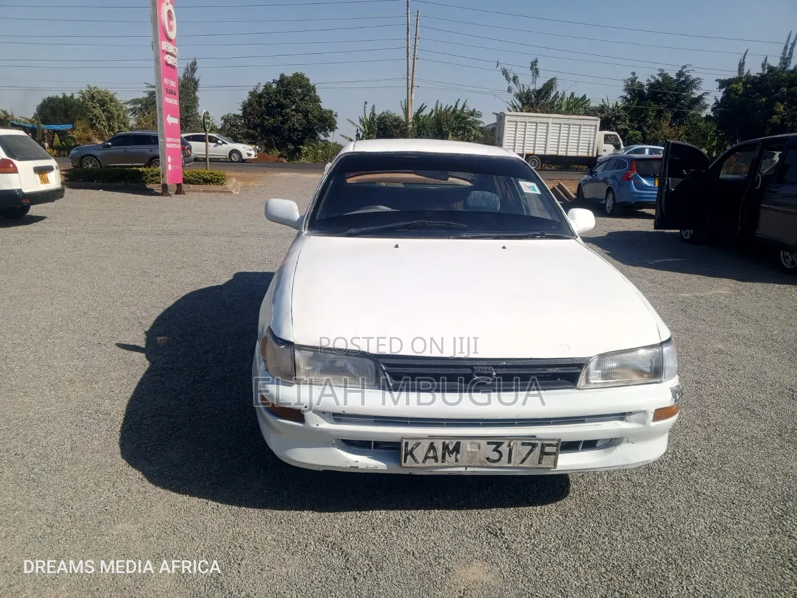 Toyota Corolla 1.3 Saloon 1992 White