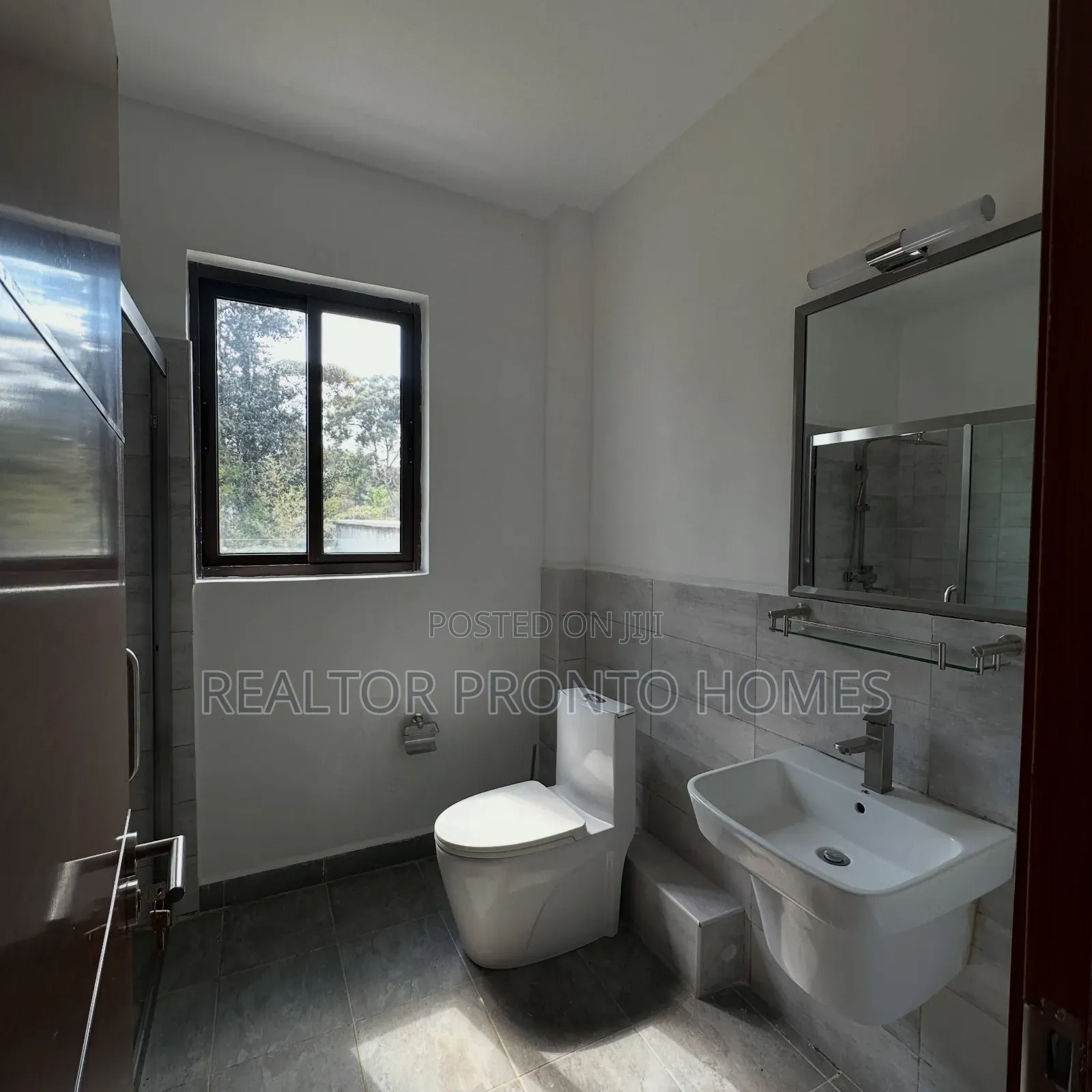5bdrm Villa in Karen Nairobi, Hardy for sale