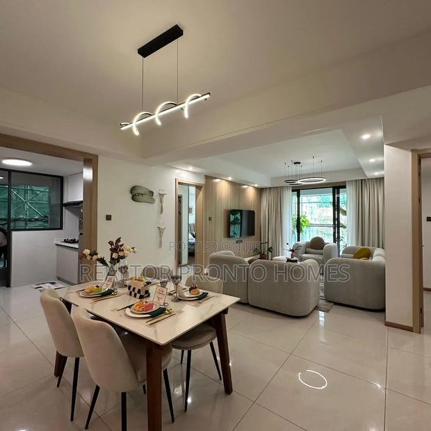 2bdrm Apartment in Westlands Nairobi, Raphta Road Area for sale